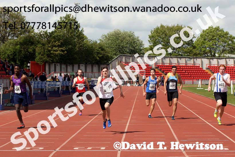 Mens under-20s 100 metres, North Eastern Champs, Gateshead Stadium. Photo: David T. Hewitson/Sports for All Pics
